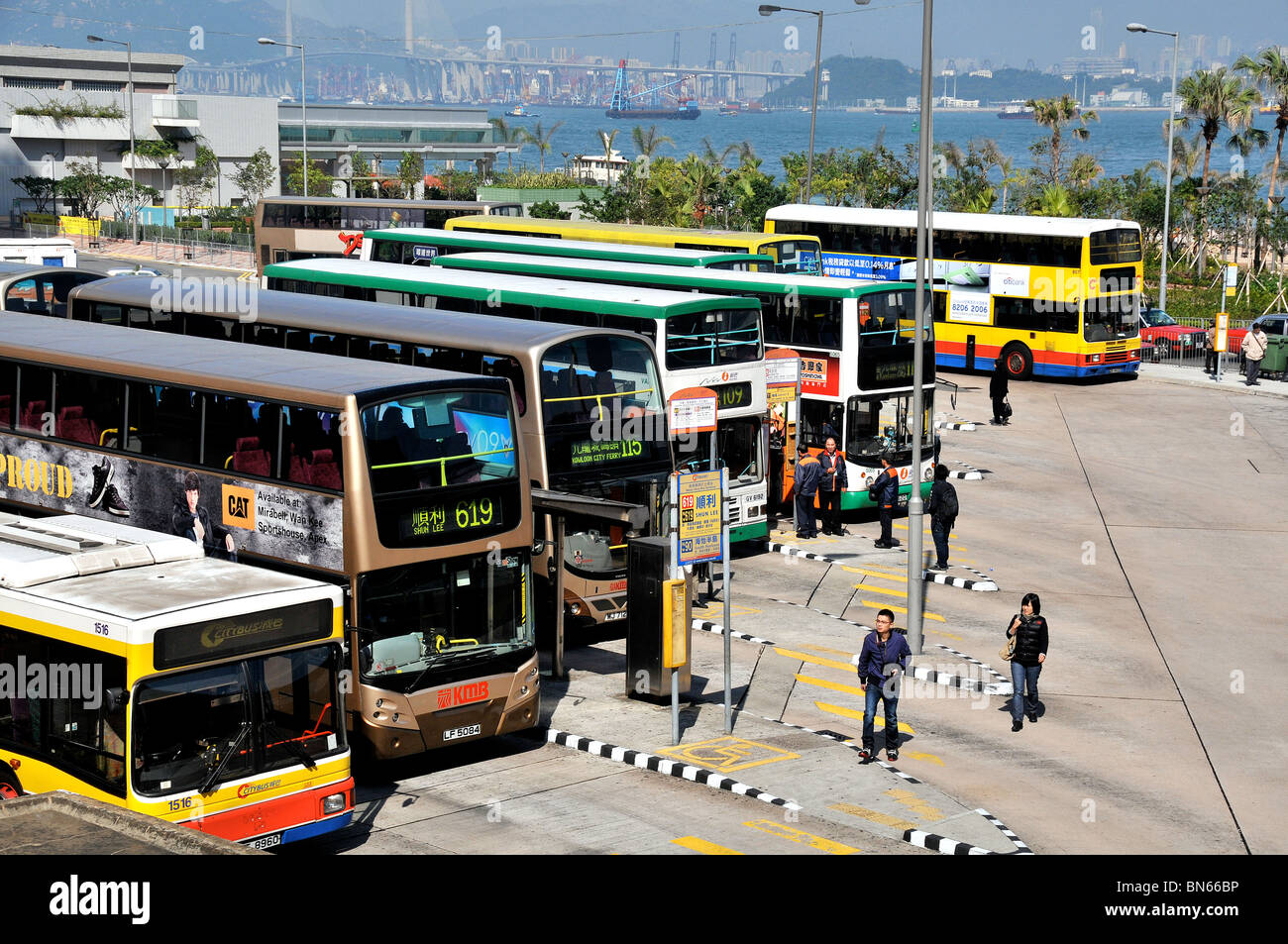 Terminal de bus, l'île de Hong Kong, Chine Banque D'Images