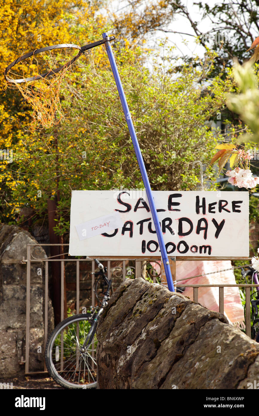 Yard Sale sign, UK Banque D'Images