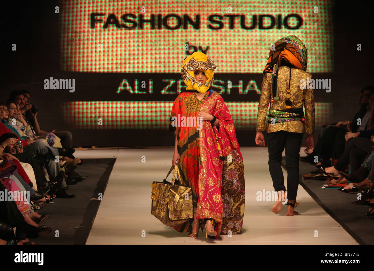 Premier spectacle fashionweek à Lahore, au Pakistan. Banque D'Images