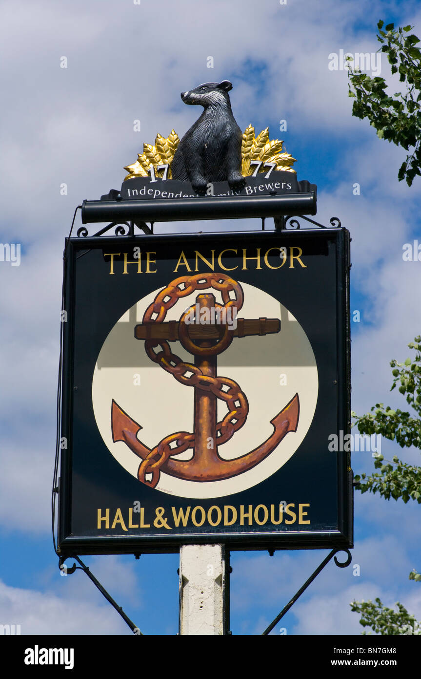 L'ancrage Public House Sign Pyrford Surrey England Banque D'Images