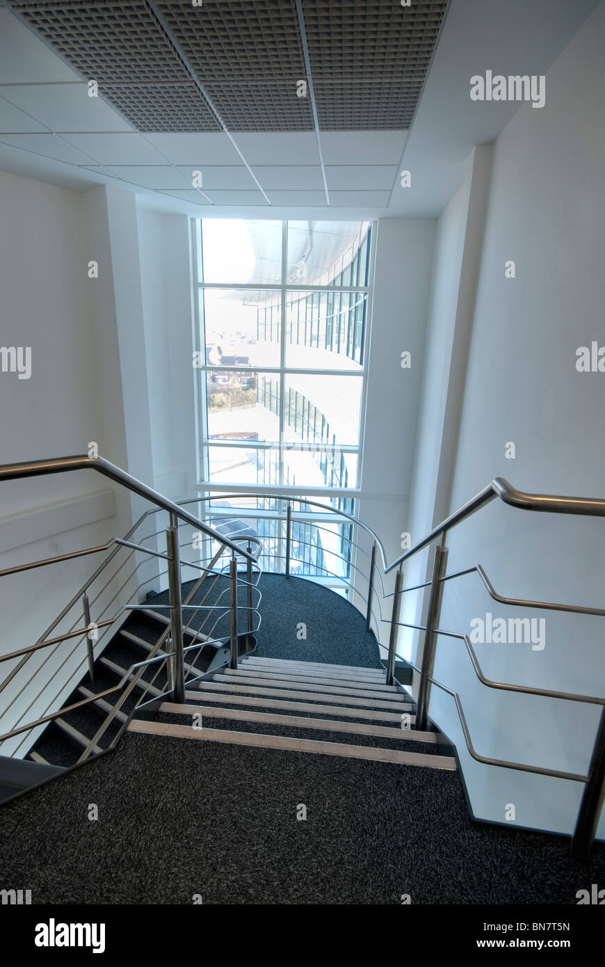 En cas d'escalier Ray Marine office building à Cosham, Portsmouth Banque D'Images