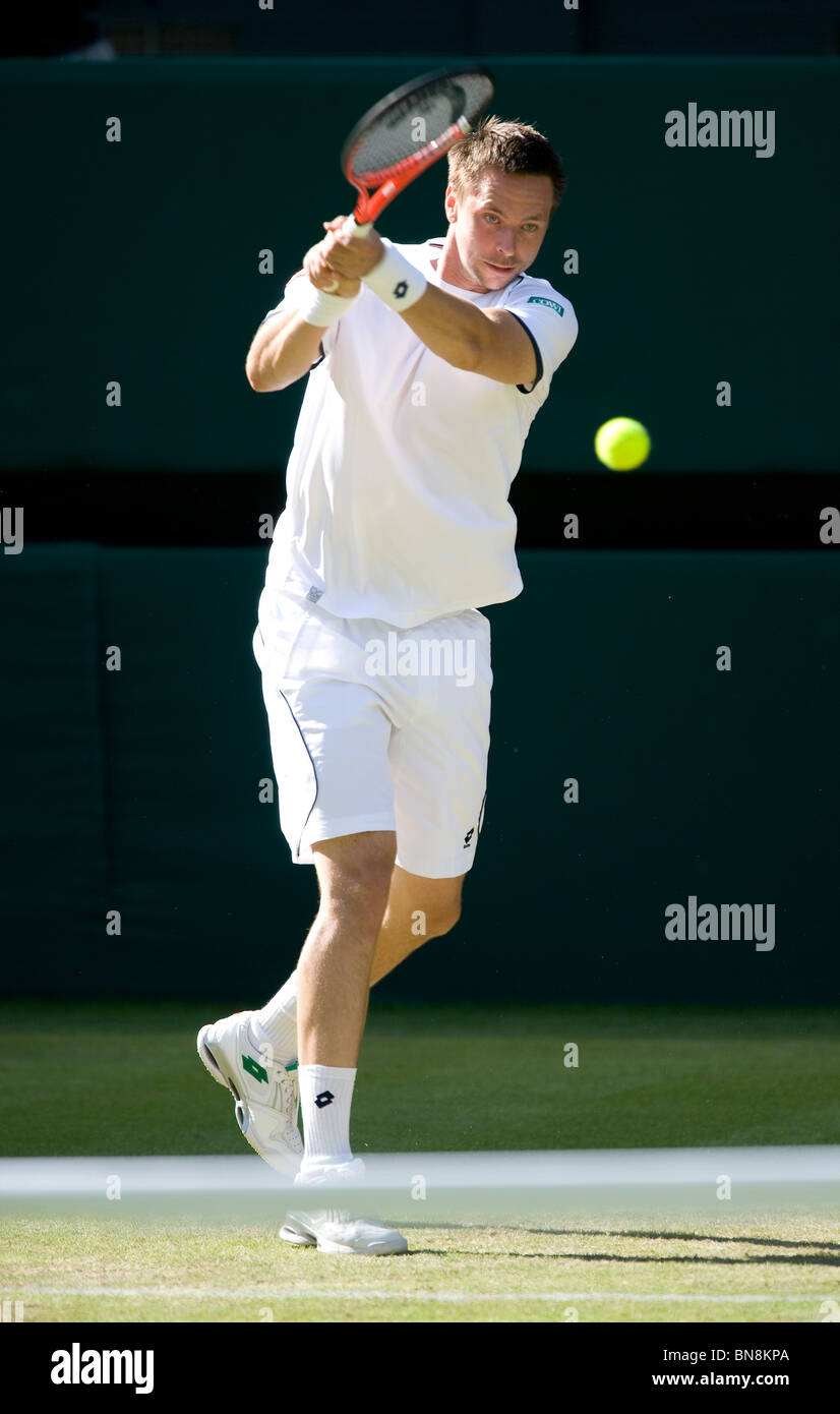 Robin Soderling (SWE) en action au cours de la Tennis de Wimbledon 2010 Banque D'Images