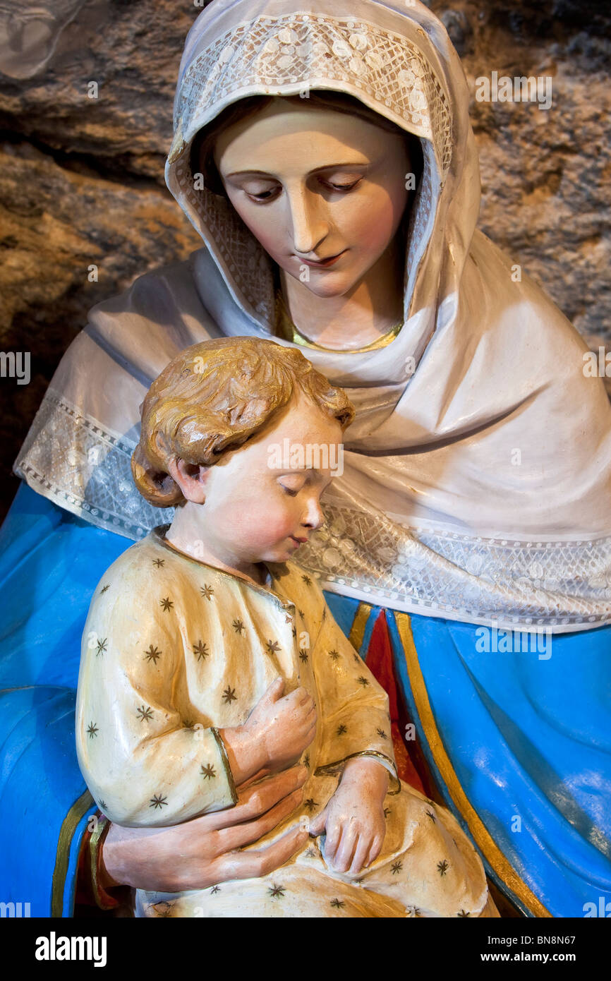 Statue de Vierge Marie et l'enfant, Grotte du lait, Bethléem, Palestine Banque D'Images