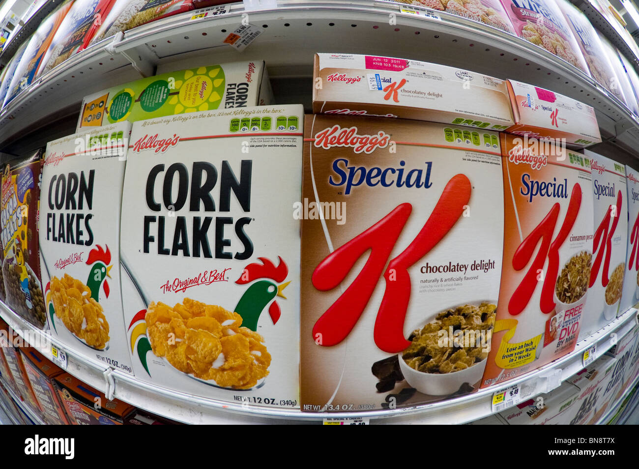 Boîtes de céréales Kellogg's corn flakes et autres céréales Kellogg's