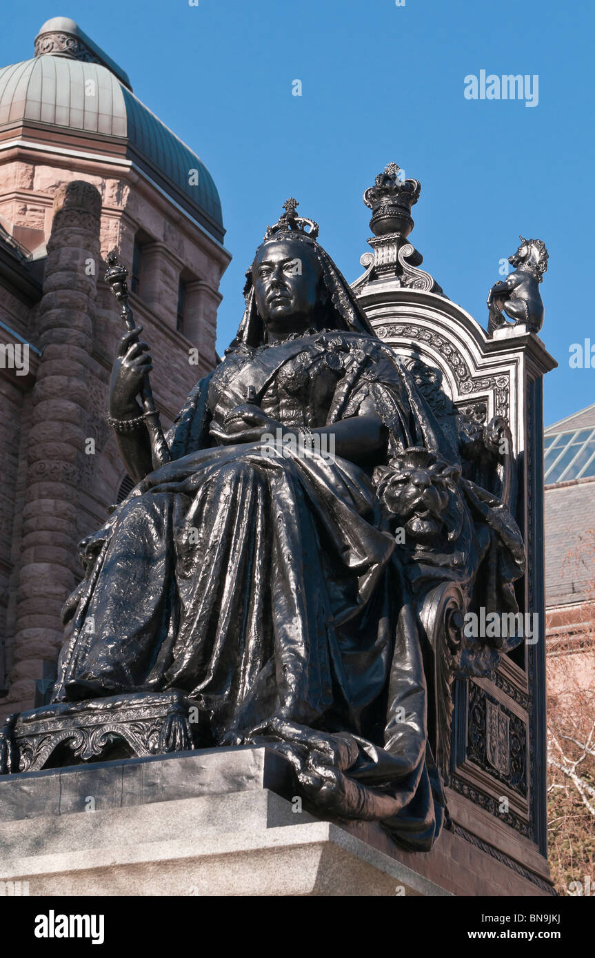 Statue de la reine Victoria, Assemblée législative de l'Ontario, Toronto, Ontario, Canada Banque D'Images
