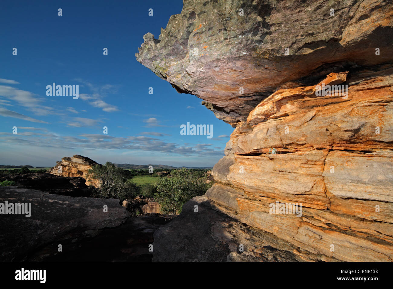 Rocher de grès en fin d'après-midi la lumière à Ubirr Rock art site, Kakadu National Park, Territoire du Nord, Australie Banque D'Images