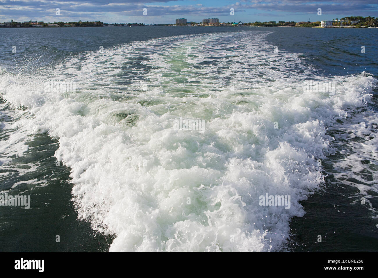 Bateau Wake Banque D'Images