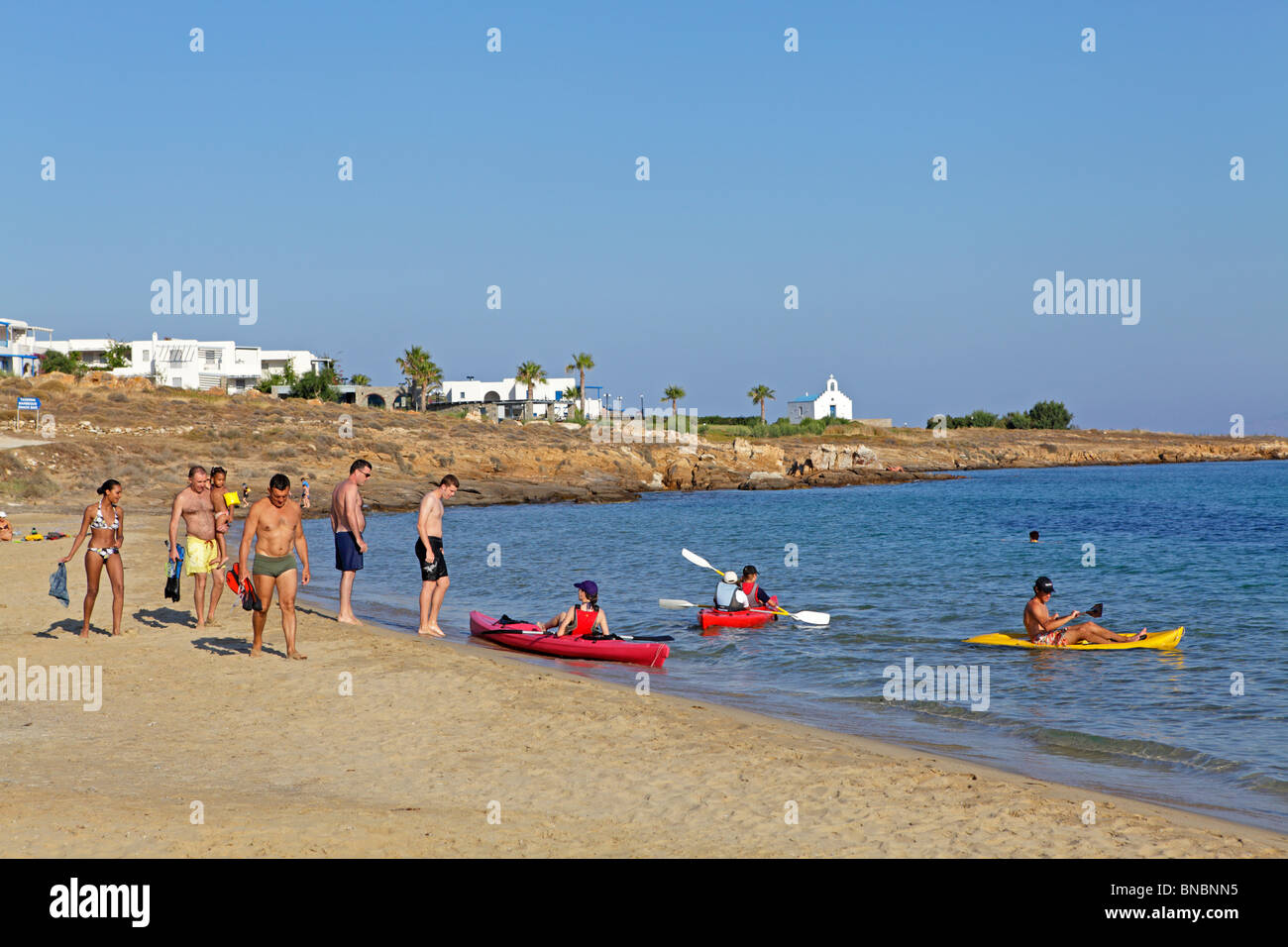 Beach Nea Chrissi Akti (Golden Beach), l'île de Paros, Cyclades, Mer Égée, Grèce Banque D'Images Beach Nea Chrissi Akti (Golden Beach), l'île de Paros, Cyclades, Mer Égée, Grèce Banque D'Images