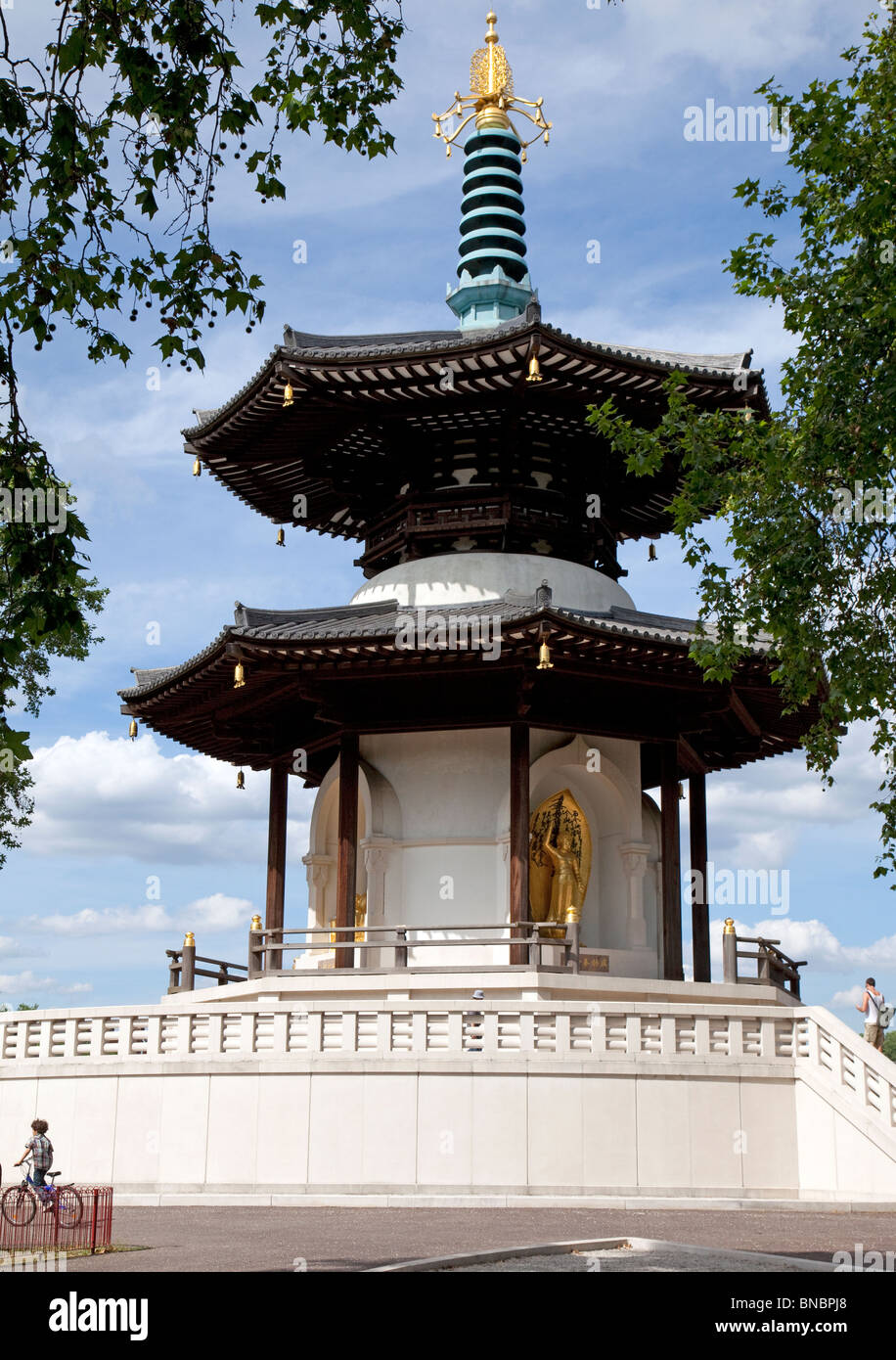 La pagode de paix de Londres dans Battersea Park Banque D'Images