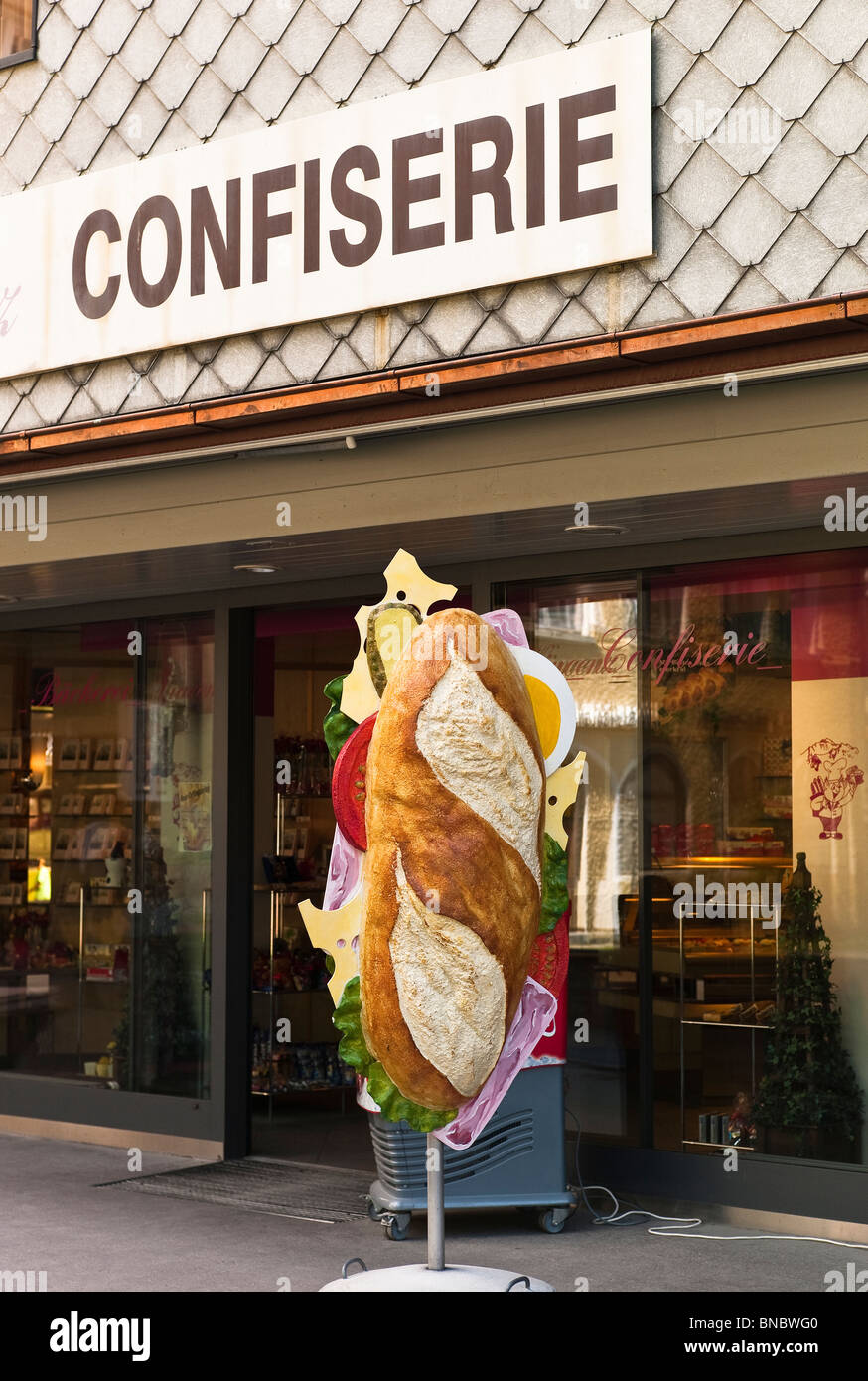 Confiserie et gâteaux et sandwich shop en Suisse Banque D'Images