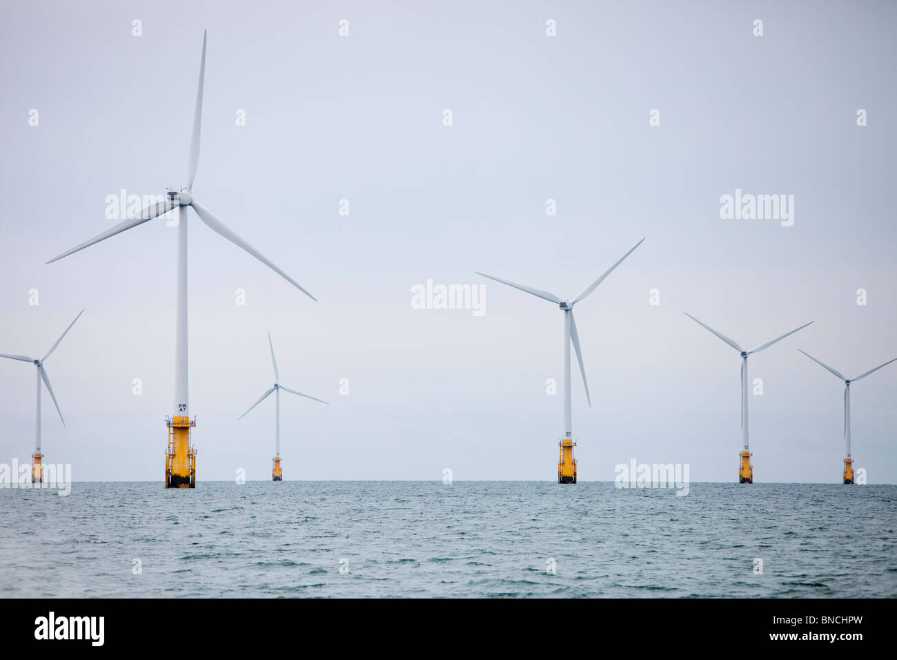 Un parc éolien offshore au large de l'île de Walney, Barrow in Furness, Cumbria, Royaume-Uni. Banque D'Images