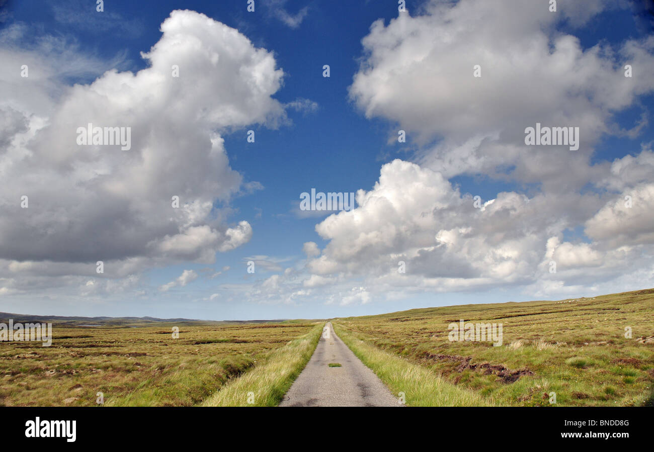 Isle Of Lewis, Hébrides extérieures : la route entre Stornoway et Carloway Banque D'Images