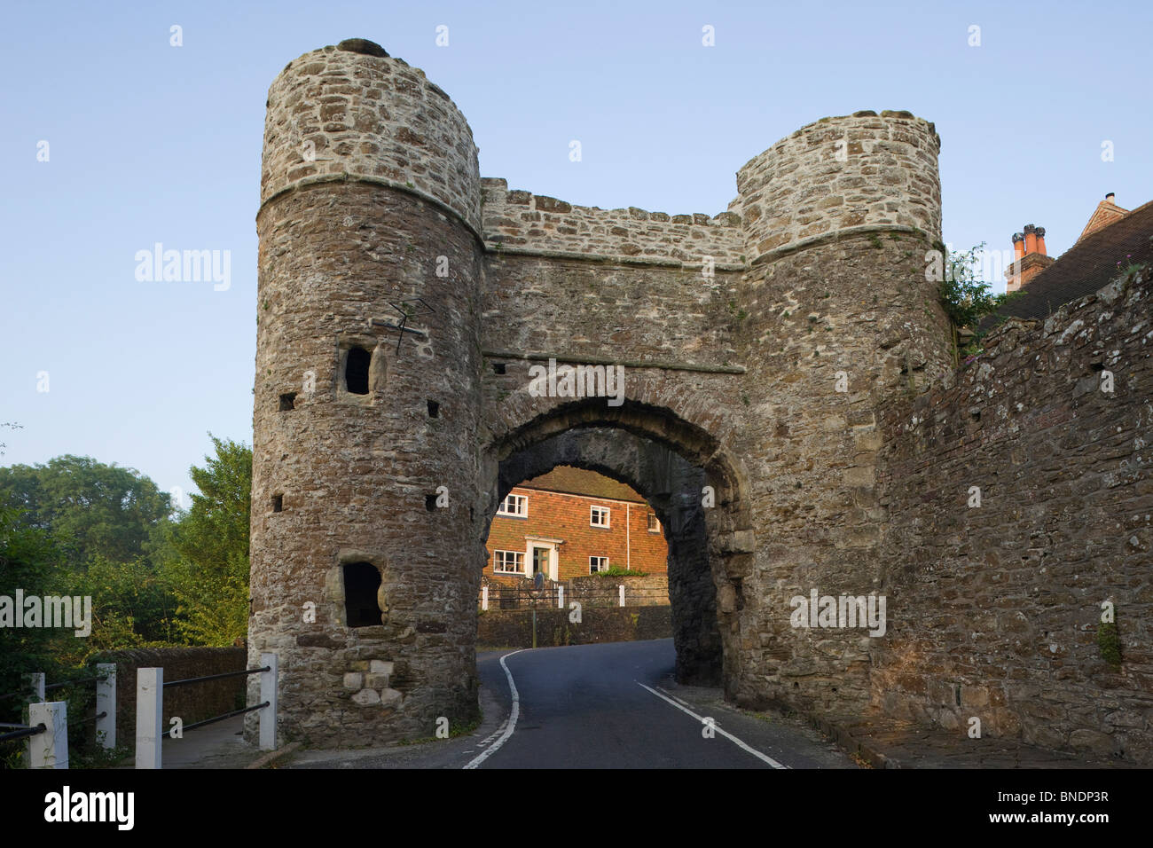 Gateway dans une ville, Strand Gate, Cinque Ports, East Sussex, Angleterre Banque D'Images