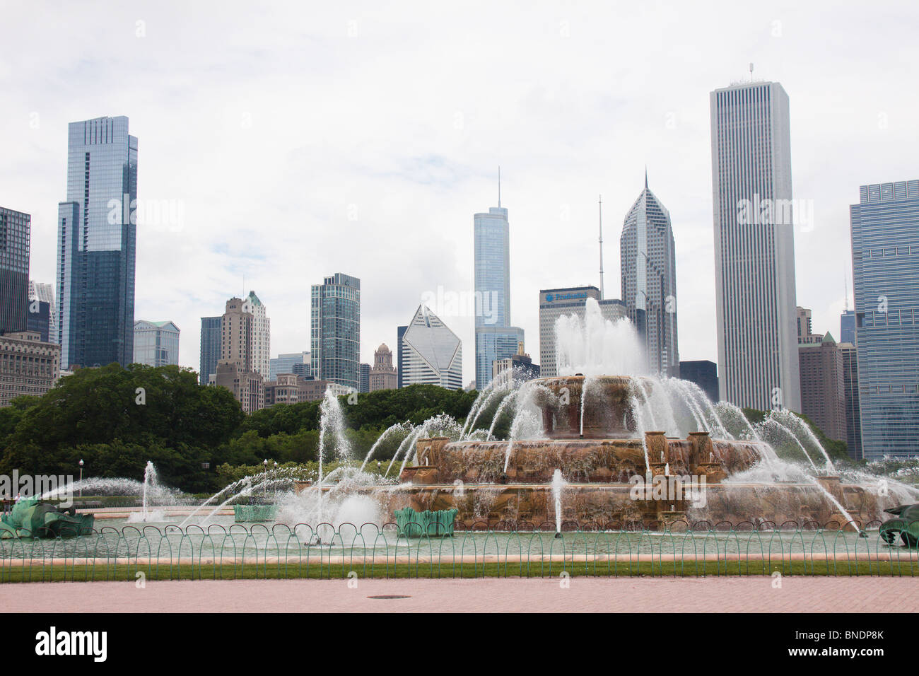Chicago Illinois skyline de Grant Park Banque D'Images