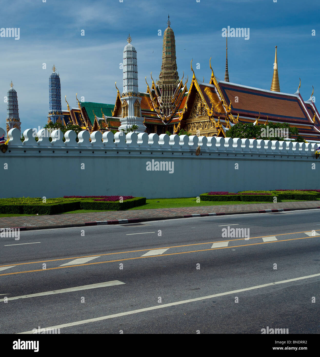 Vue paysage de Wat Phra Keaw ou Palais Royal, Bangkok, Thaïlande. Banque D'Images