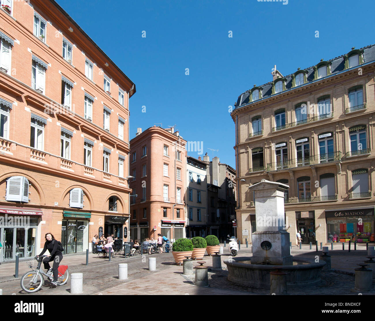 Ornate buildings dans le centre-ville de Toulouse, France, Europe Banque D'Images