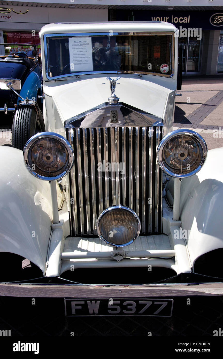 Le Rolls-Royce 20/25 Saloon 1934, rallye de voitures classiques, Hoddesdon, Hertfordshire, Angleterre, Royaume-Uni Banque D'Images
