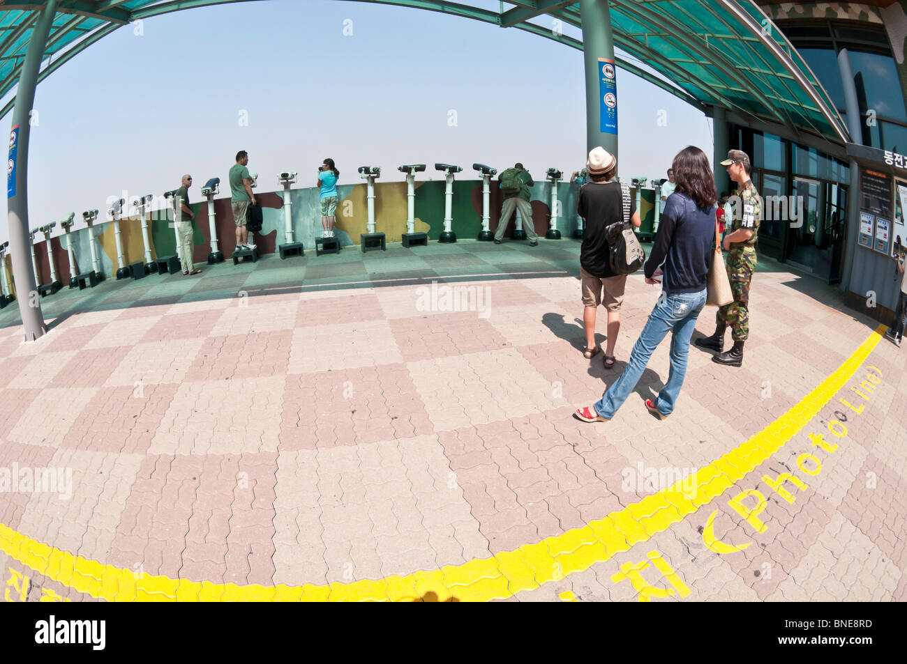 Ligne photo à l'observatoire de Dora donnant sur la frontière avec la Corée du Nord, près de Panmunjom, DMZ, zone démilitarisée, de Corée du Sud Banque D'Images