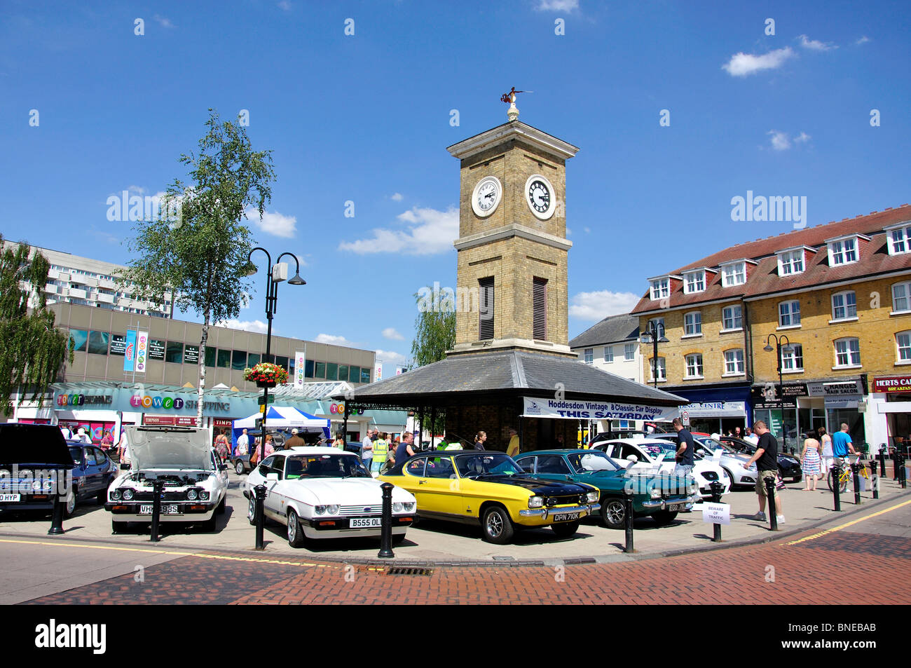 La tour de l'horloge, Hoddesdon, Hertfordshire, Angleterre, Royaume-Uni Banque D'Images