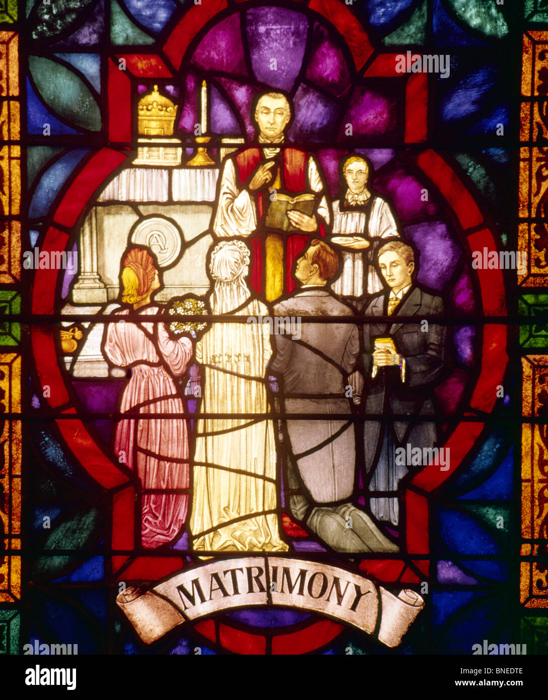 USA, New York City, église Notre-Dame de Pompéi, le vitrail représentant le mariage Banque D'Images