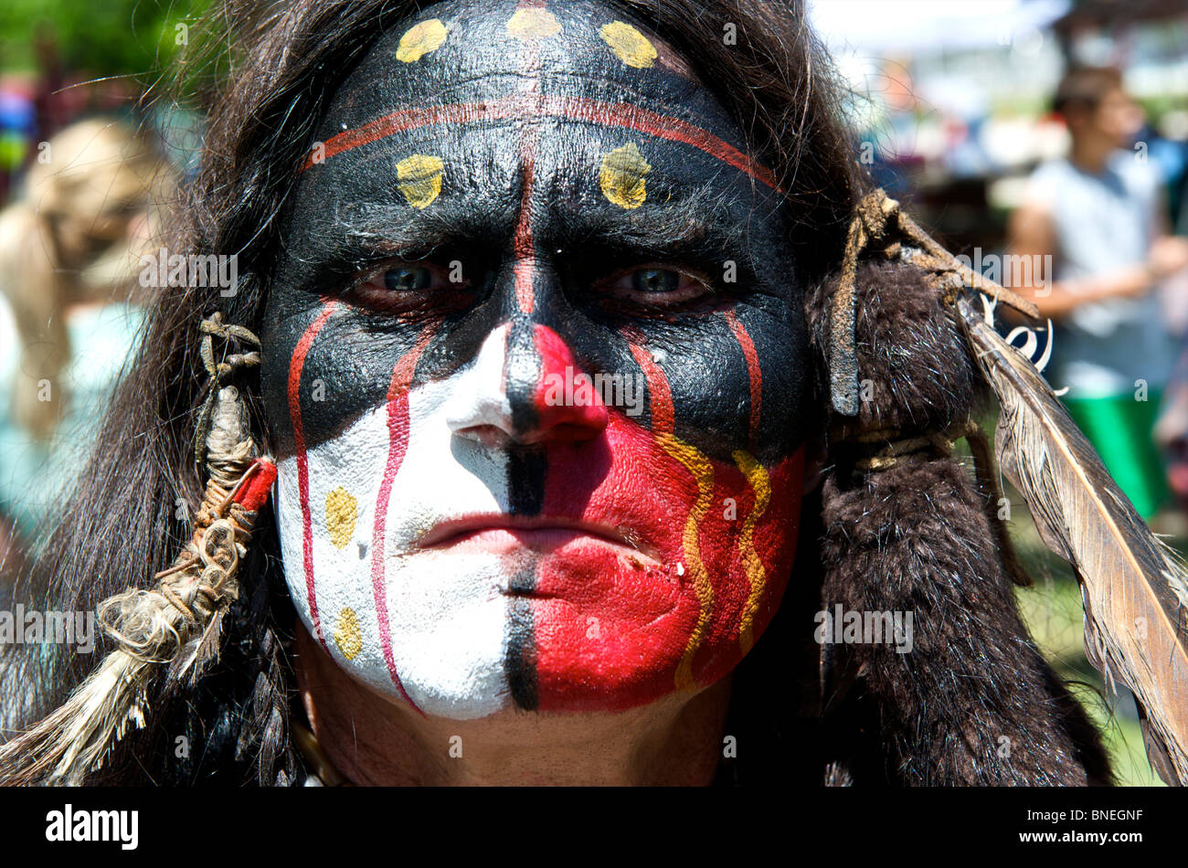 Portrait of Native American en couleurs de guerre au Texas,USA Banque D'Images