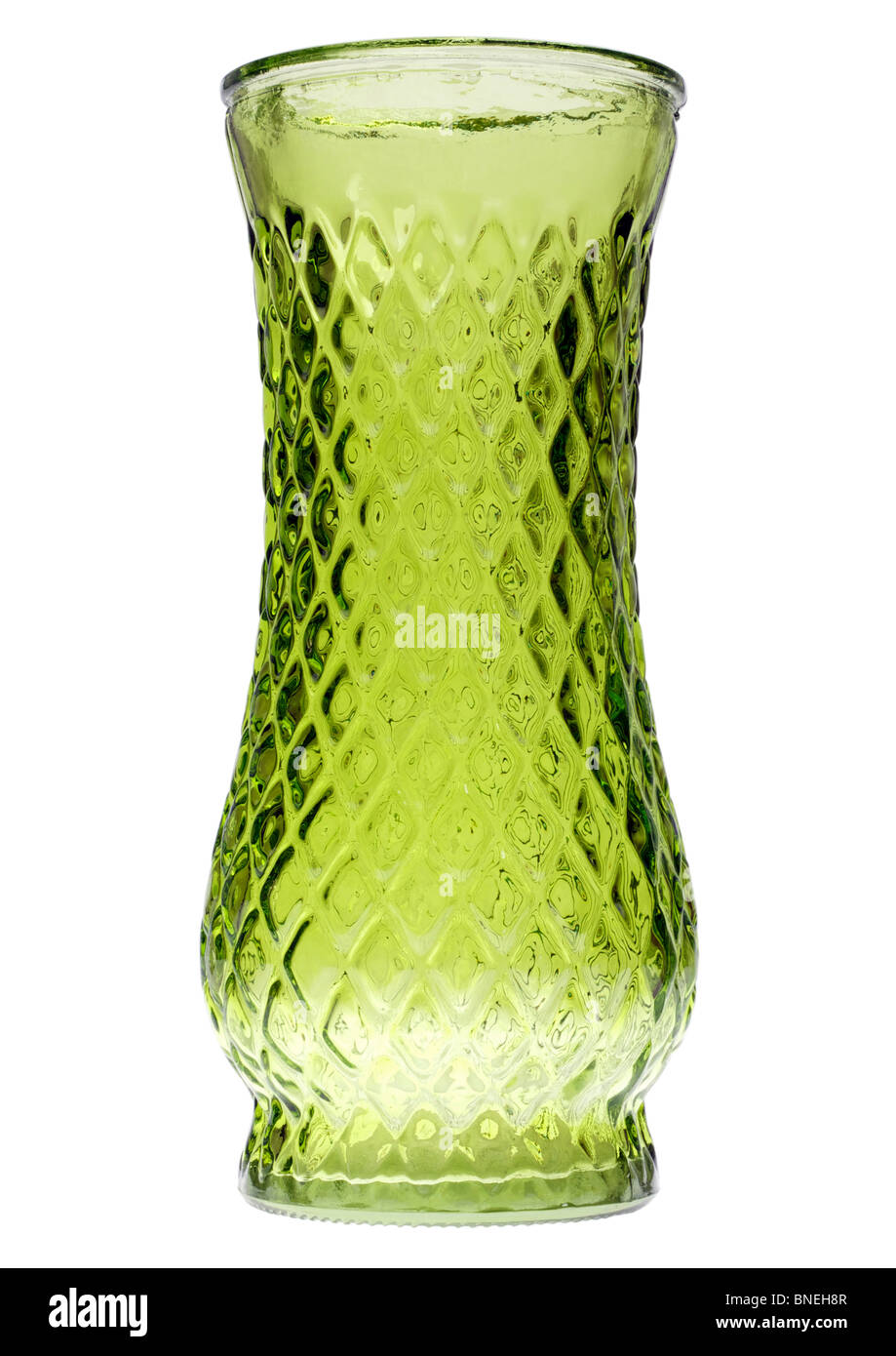 Vase en verre de couleur verte sur fond blanc Banque D'Images