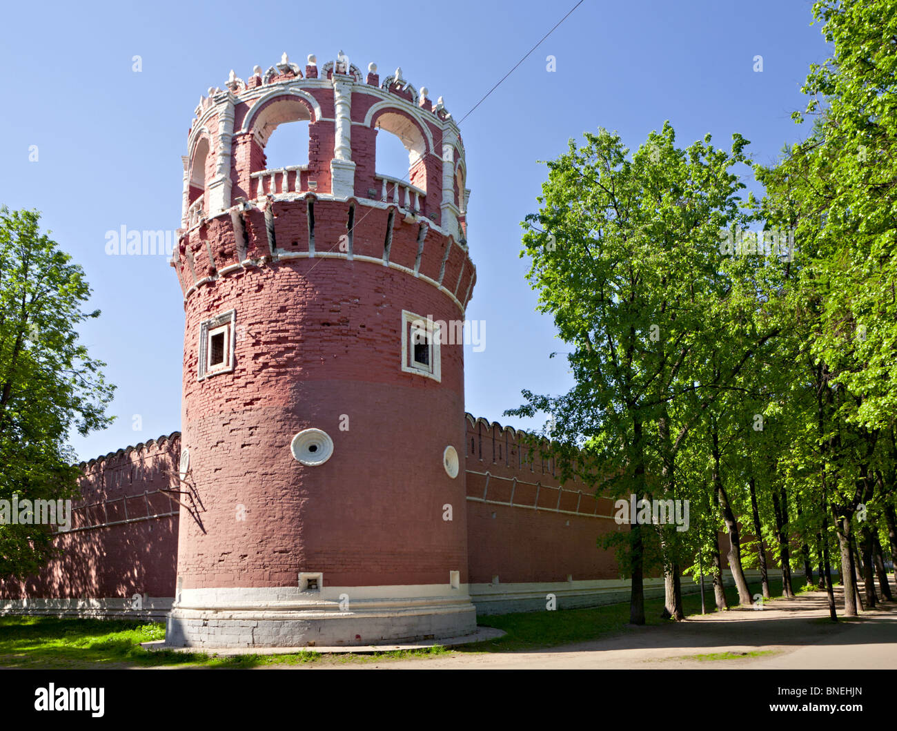 Tour de l'ancienne fortification, monastère de Donskoï, Moscou Banque D'Images
