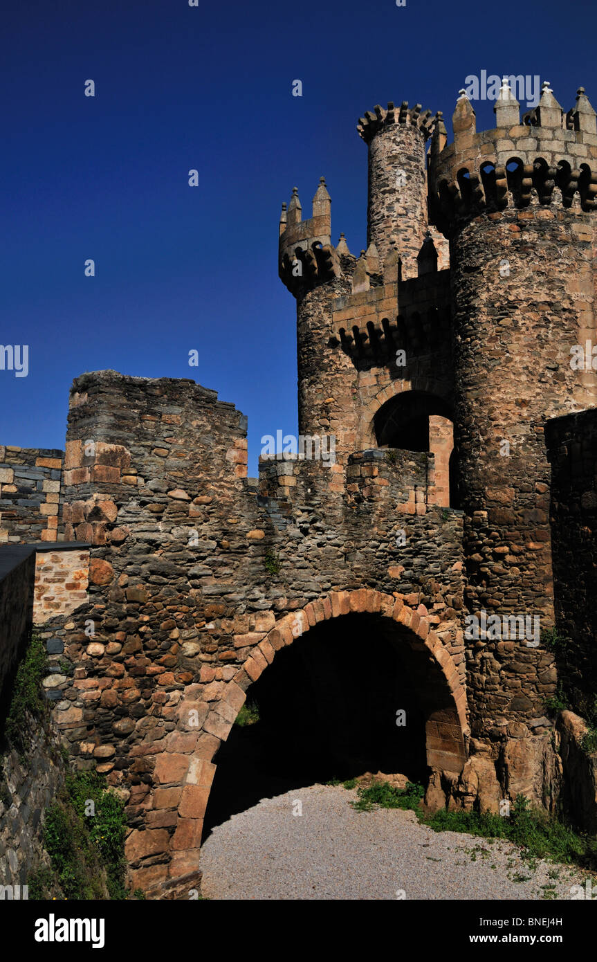 L'Espagne, Saint James Way : Château de Ponferrada Banque D'Images