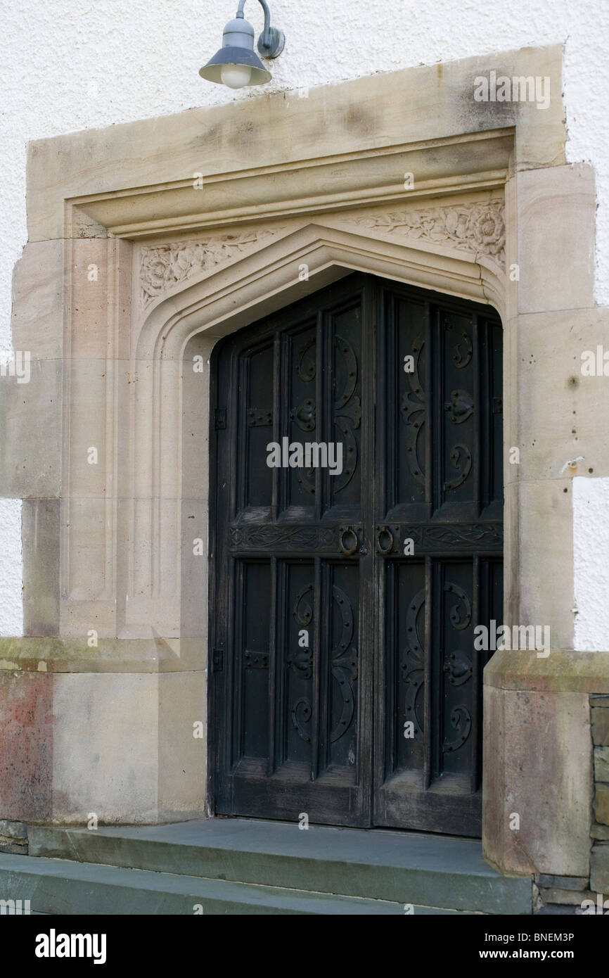 Détail de la porte avant à Blackwell House Bowness, dans le Lake District Banque D'Images