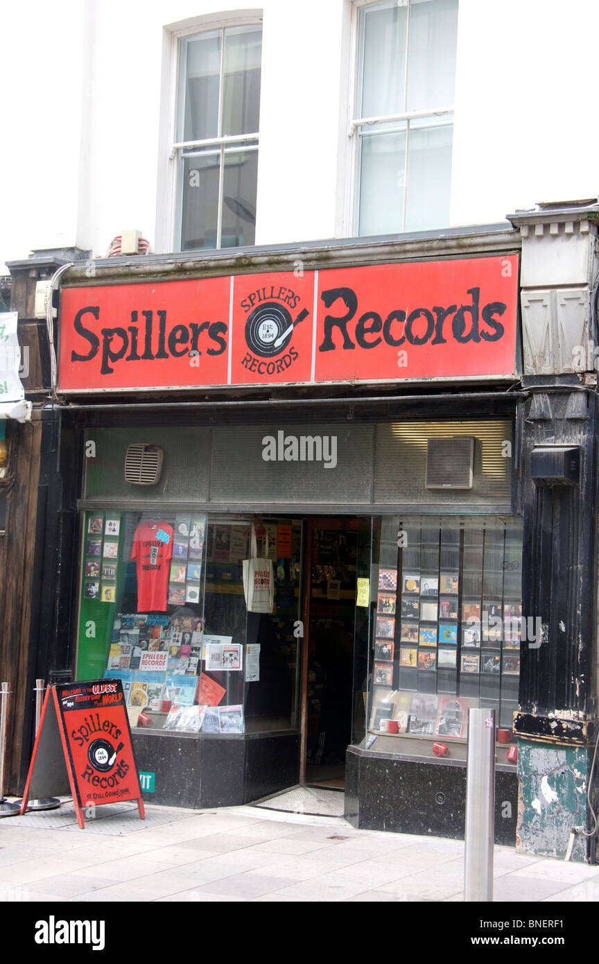 Spillers Records le plus vieux magasin de disques dans le monde à son ancien site Les Hayes Cardiff Wales UK Banque D'Images