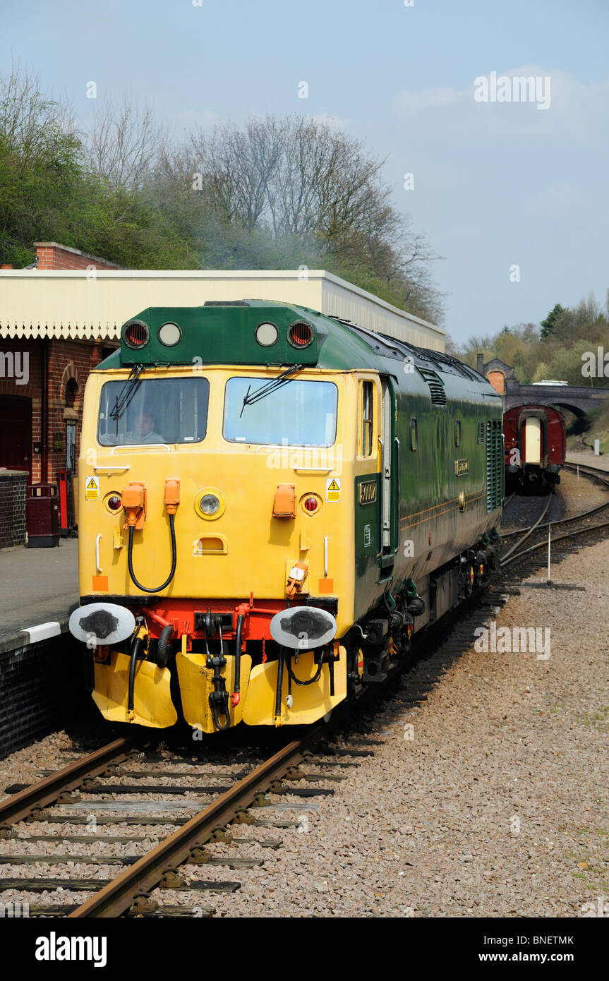 Catégorie 50 loco diesel à Leicester North Station Banque D'Images