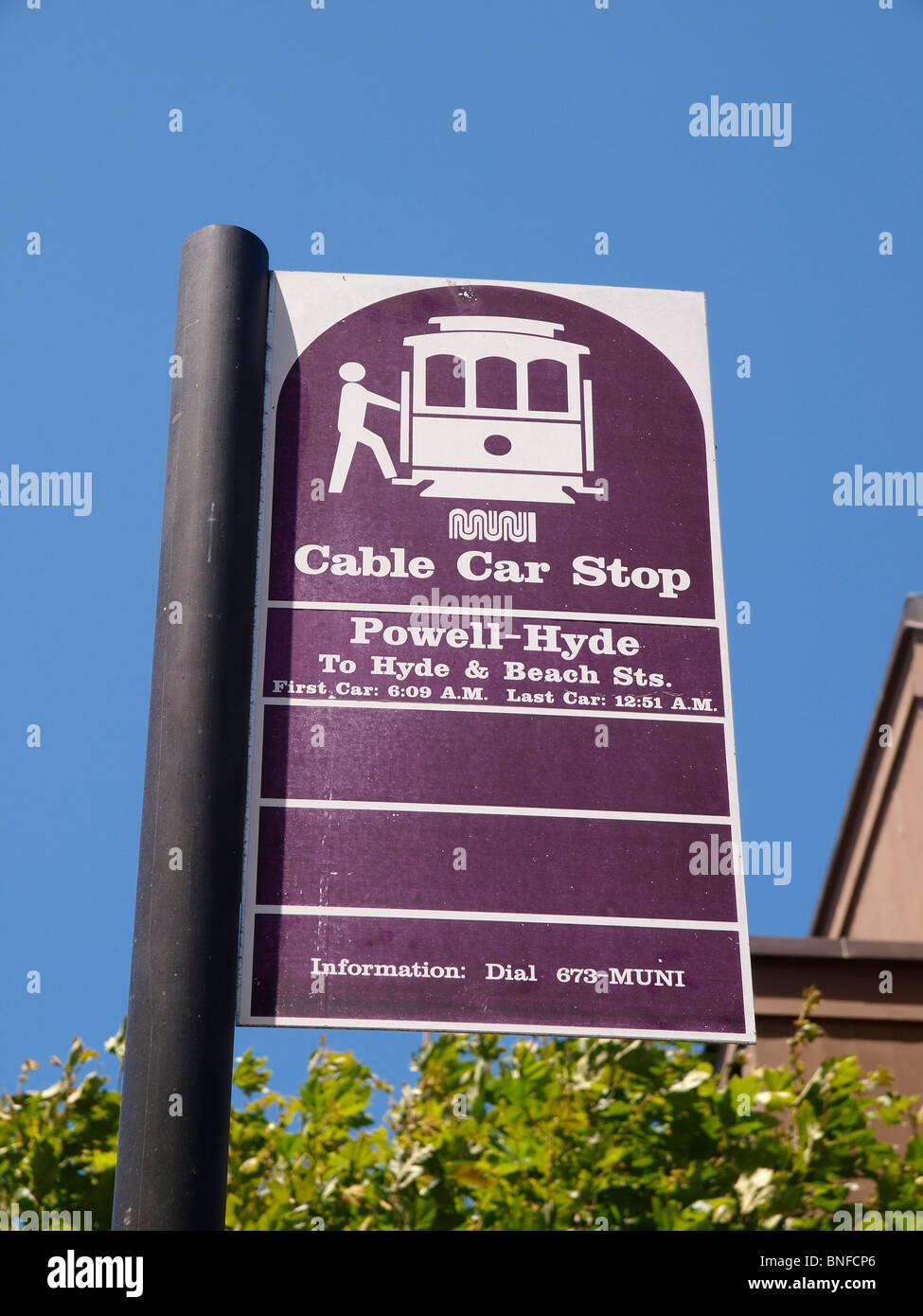 Téléphérique muni sur le panneau d'arrêt Powell Hyde ligne. Hyde Street San Francisco USA. Banque D'Images