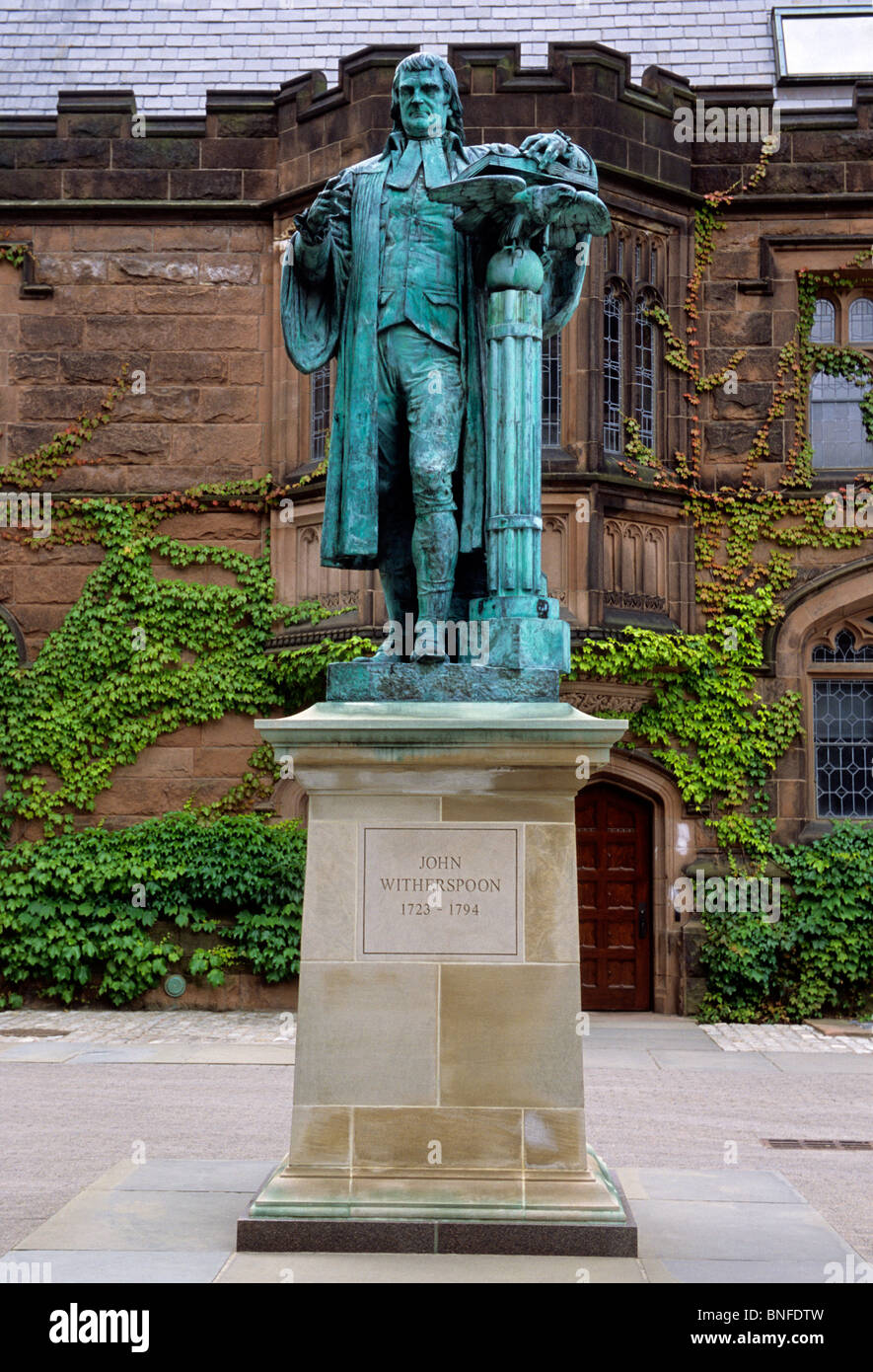 East Payne Hall, Princeton University Statue de John Witherspoon Ivy League College aux États-Unis Banque D'Images