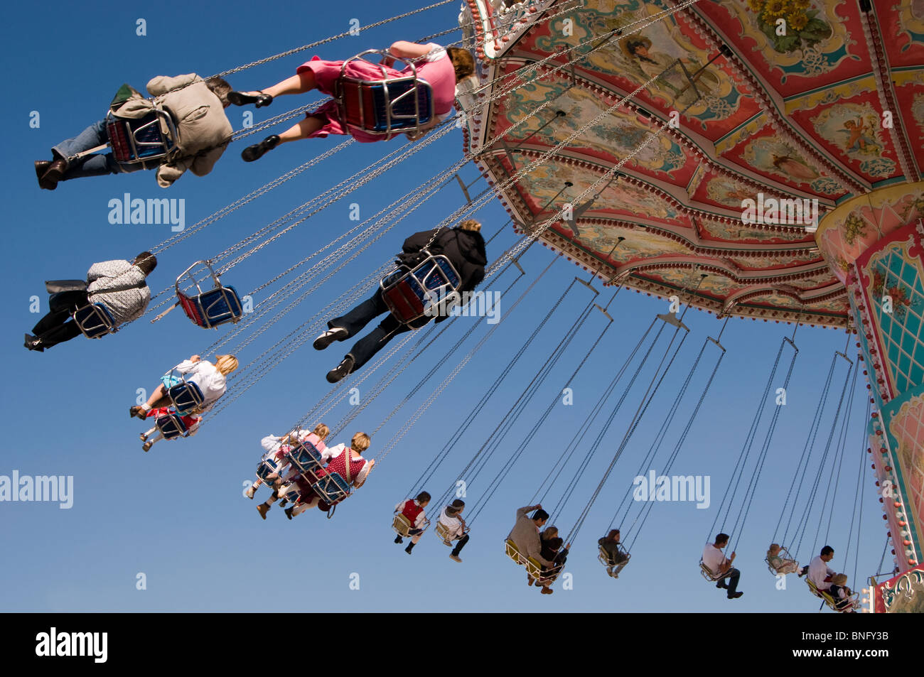 Carrousel rotatif sur l'Oktoberfest de Munich Banque D'Images