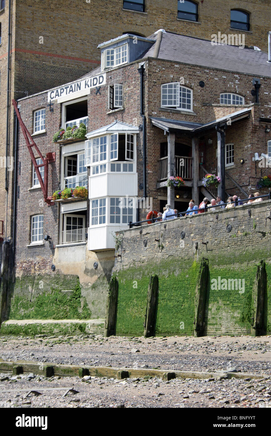 Captain Kidd pub, Wapping High Street, London E1 Banque D'Images