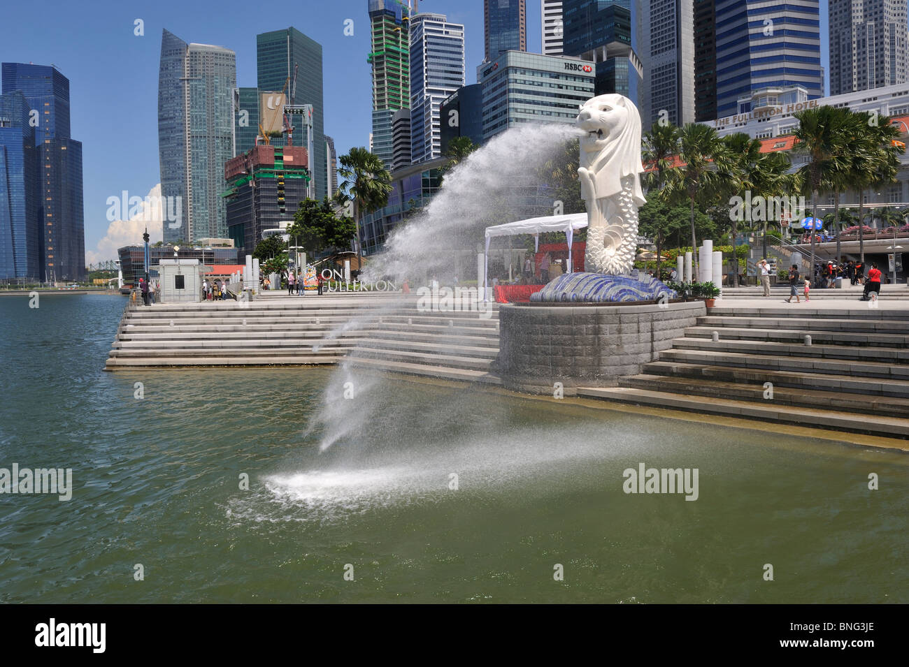 Le Merlion à l'embouchure de la rivière Singapour Banque D'Images