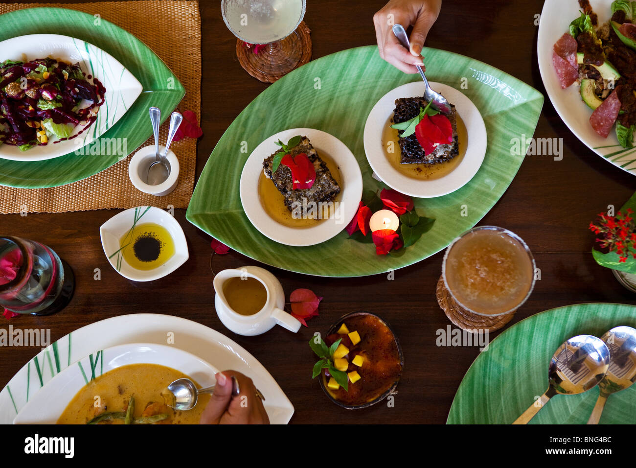 Maya tropical de la nourriture sur une table, Mexique Banque D'Images