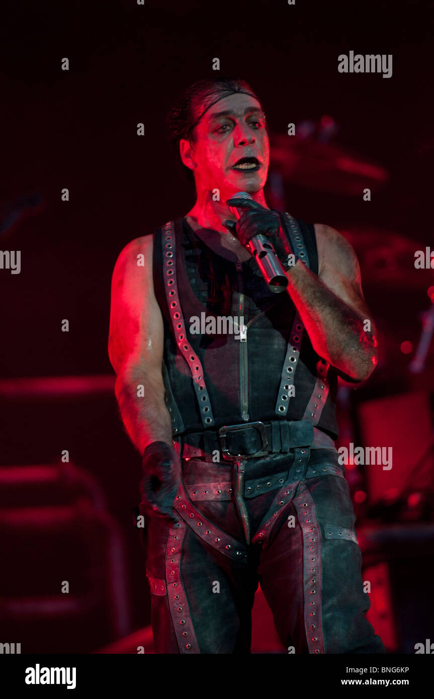 Jusqu'à Lindemann, chanteur de Rammstein Photo Stock - Alamy