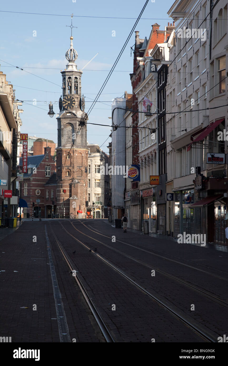Les lignes de tramway menant au Munt dans la ville d'Amsterdam Banque D'Images