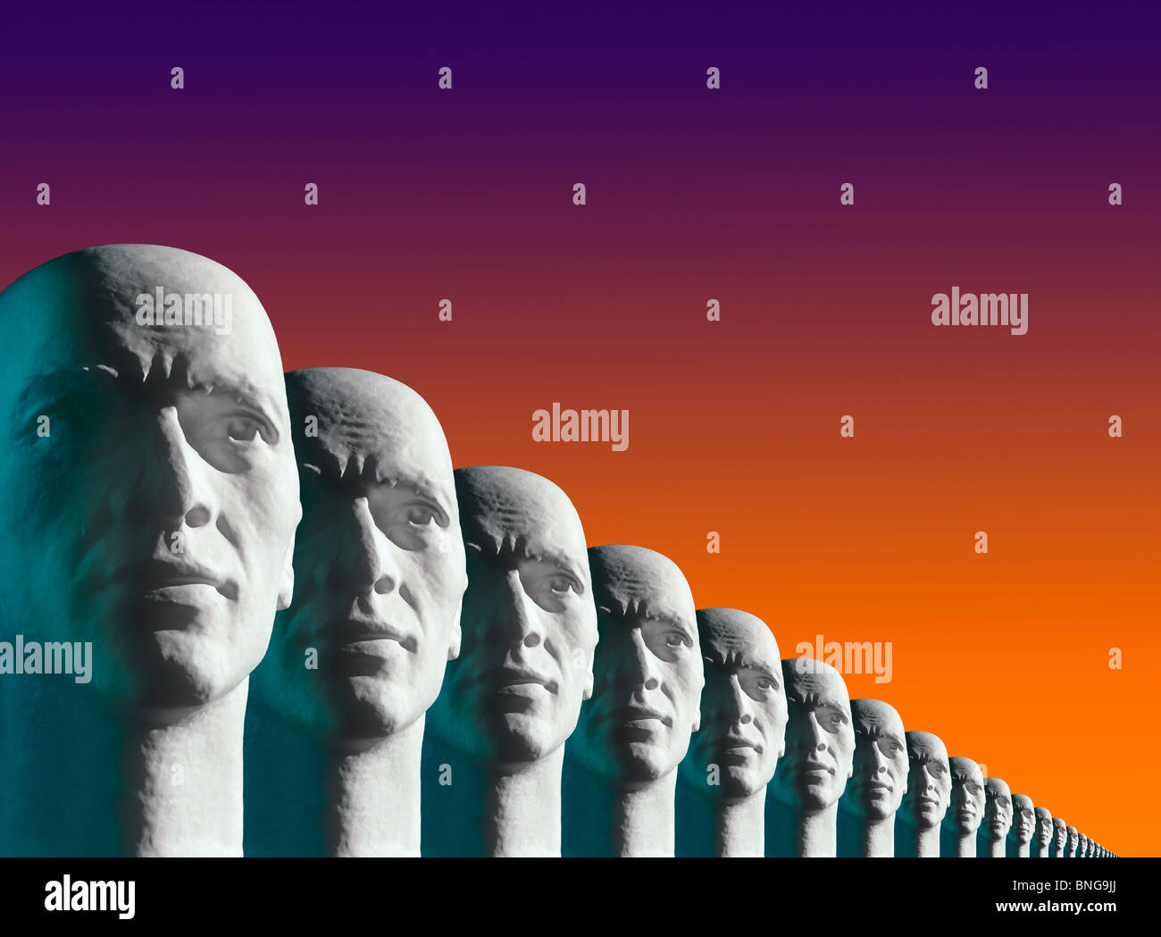 Têtes clonées (dans ce cas, une succession de têtes de mannequins identiques). Banque D'Images
