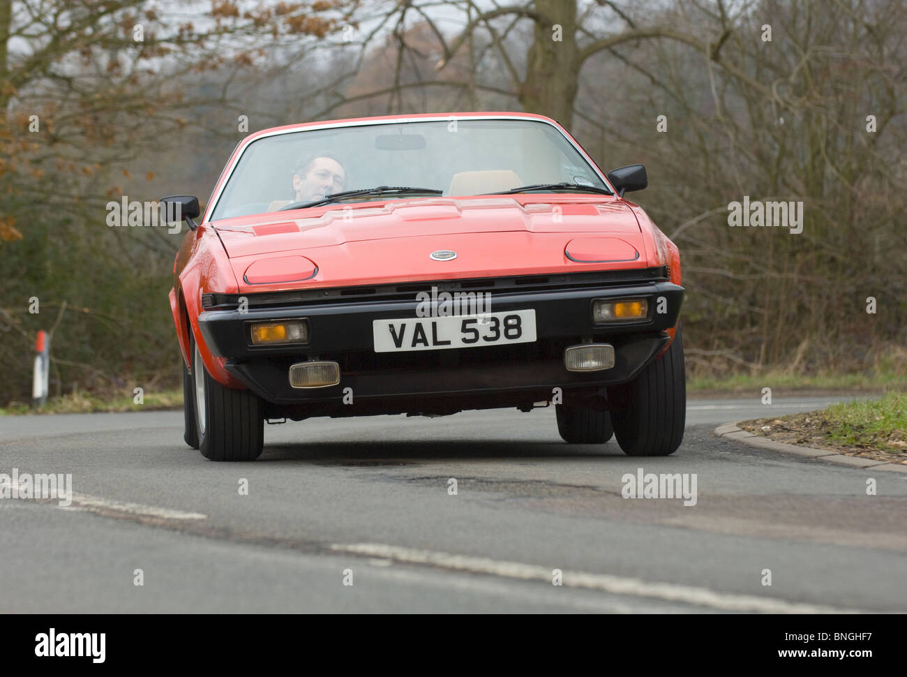 Triumph TR7 British open top sports voiture virage difficile Banque D'Images