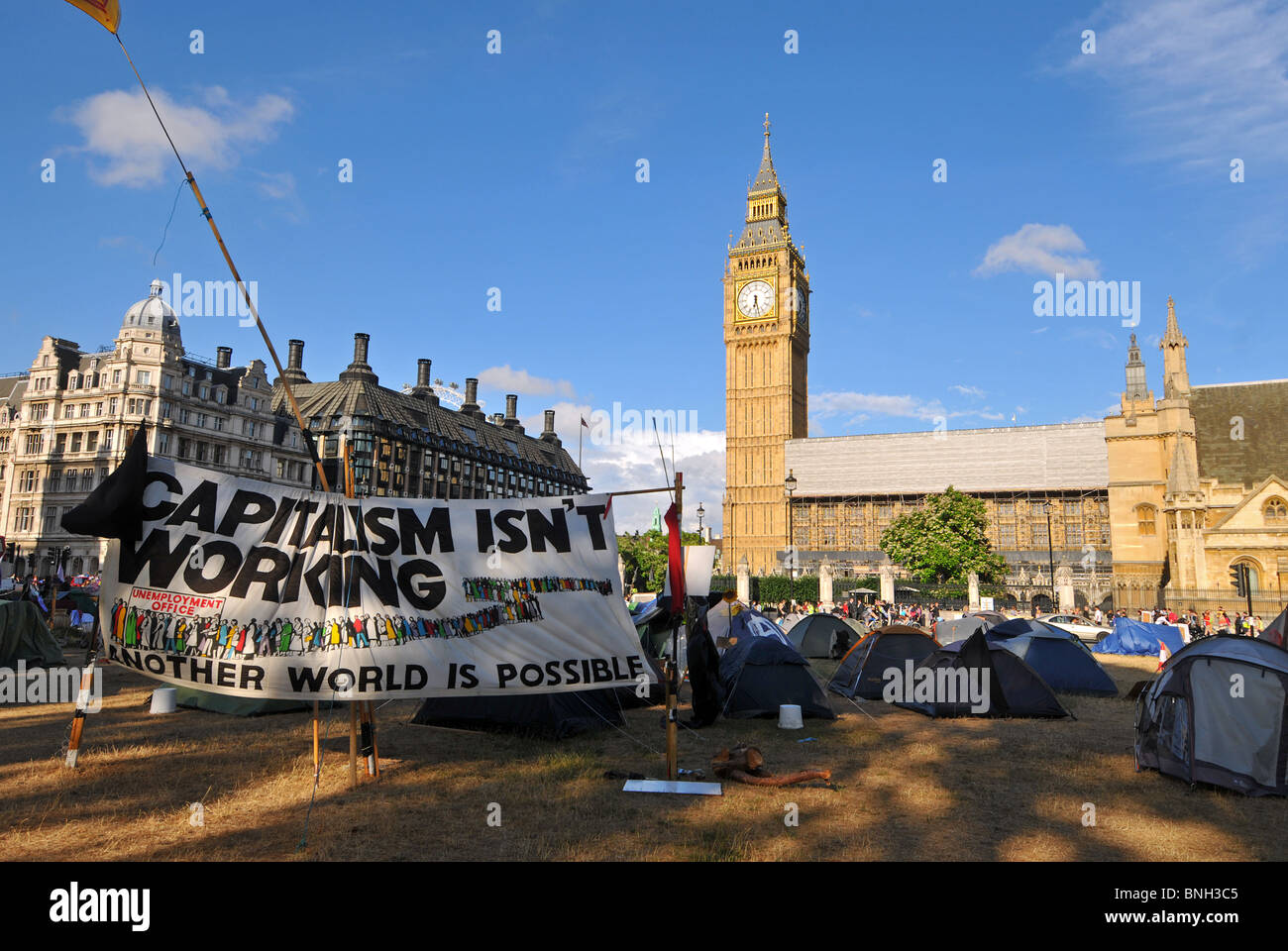 Camp de protestation au Parlement 'Carré', Westminster, Londres, Angleterre, Royaume-Uni, Juillet 2010 Banque D'Images