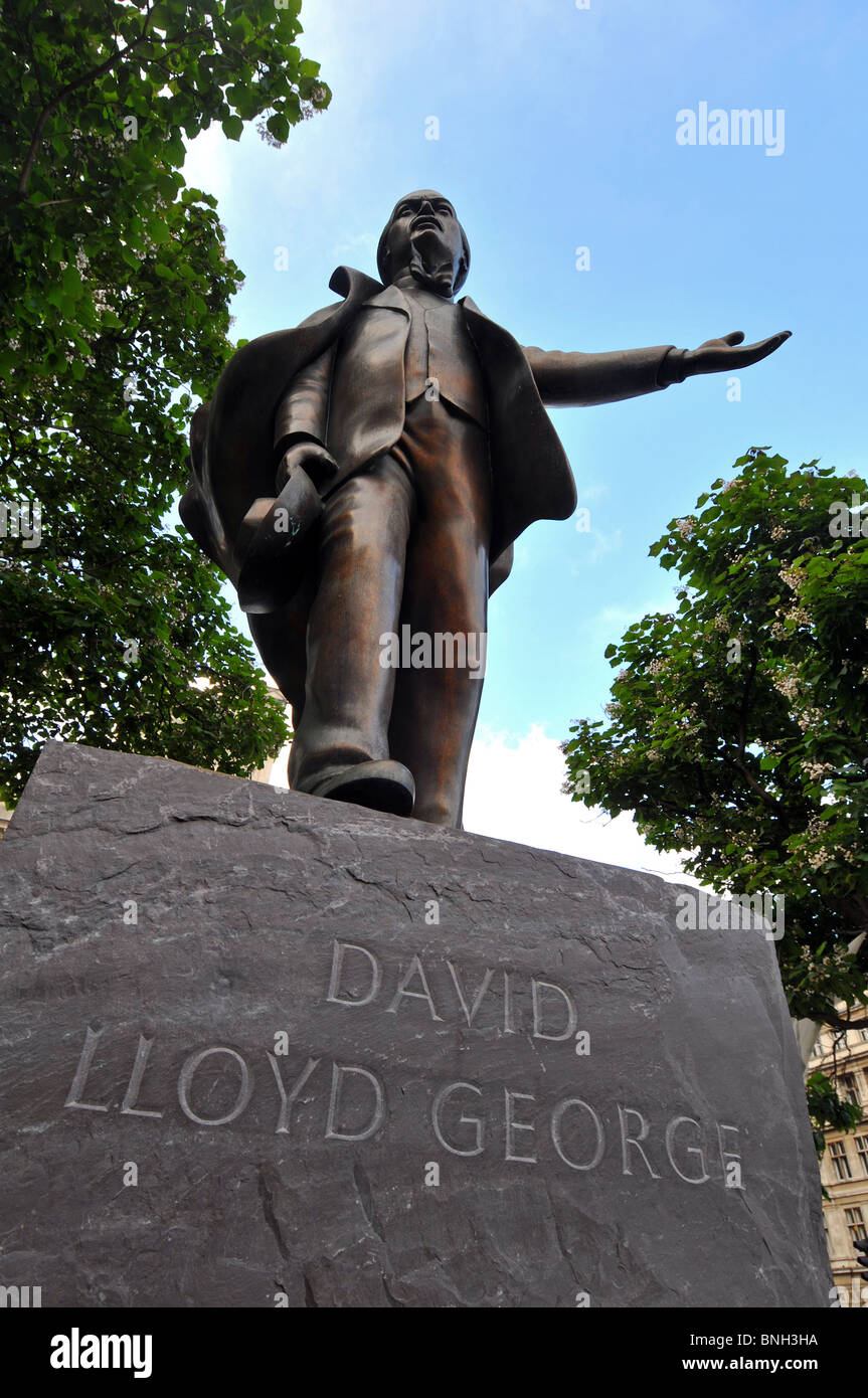 Statue de David Lloyd George, le premier ministre David Lloyd George, Londres, Angleterre, Royaume-Uni Banque D'Images