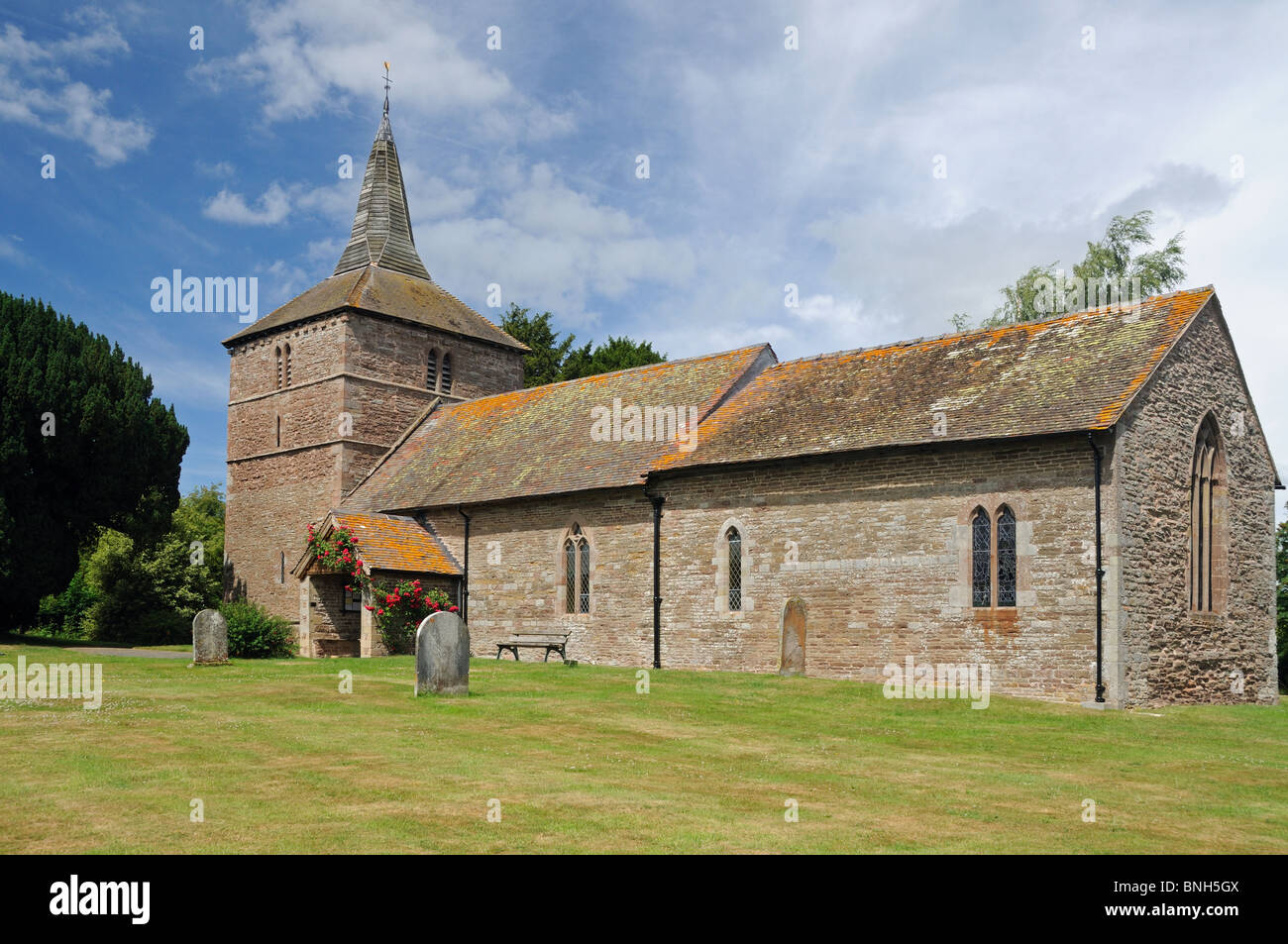 L'église de Saint Michel et tous les Anges, dans la région de Edvin Ralph, Herefordshire, Angleterre Banque D'Images