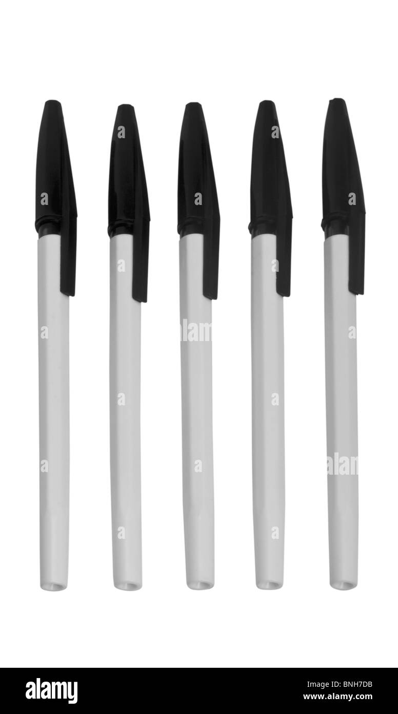 Close-up de stylos dans une rangée Banque D'Images