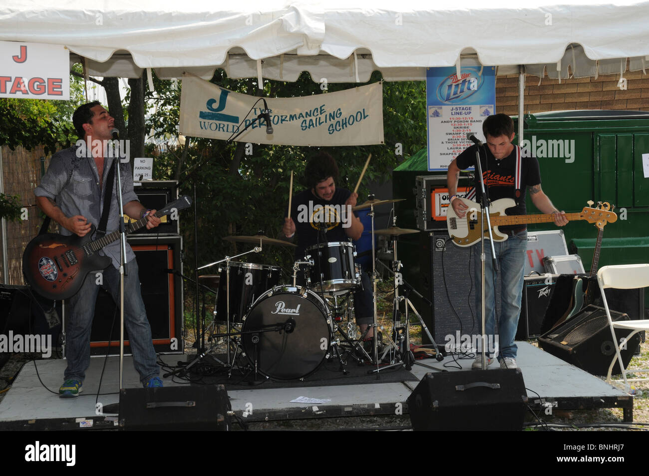Lrizn Severn et ceux Victorius rock band joue au festival d'Eastport à Annapolis, Md Banque D'Images