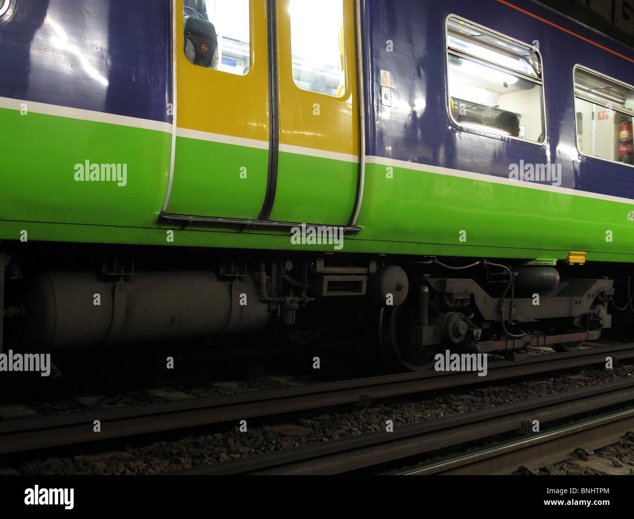 L'extérieur du train de nuit Banque D'Images