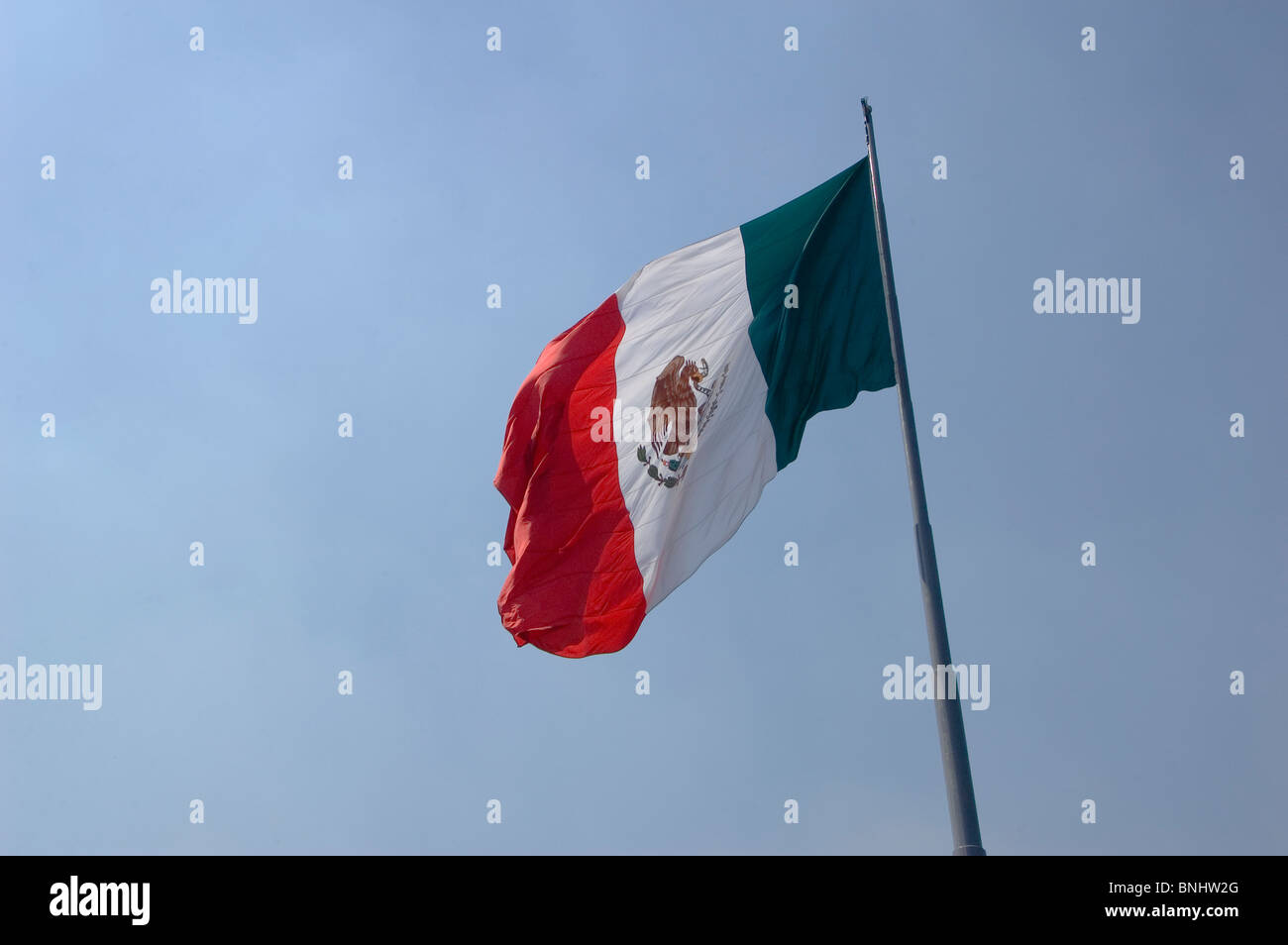 Drapeau national du Mexique Zocalo Plaza de la Constitucion Centro Historico Mexico City Banque D'Images