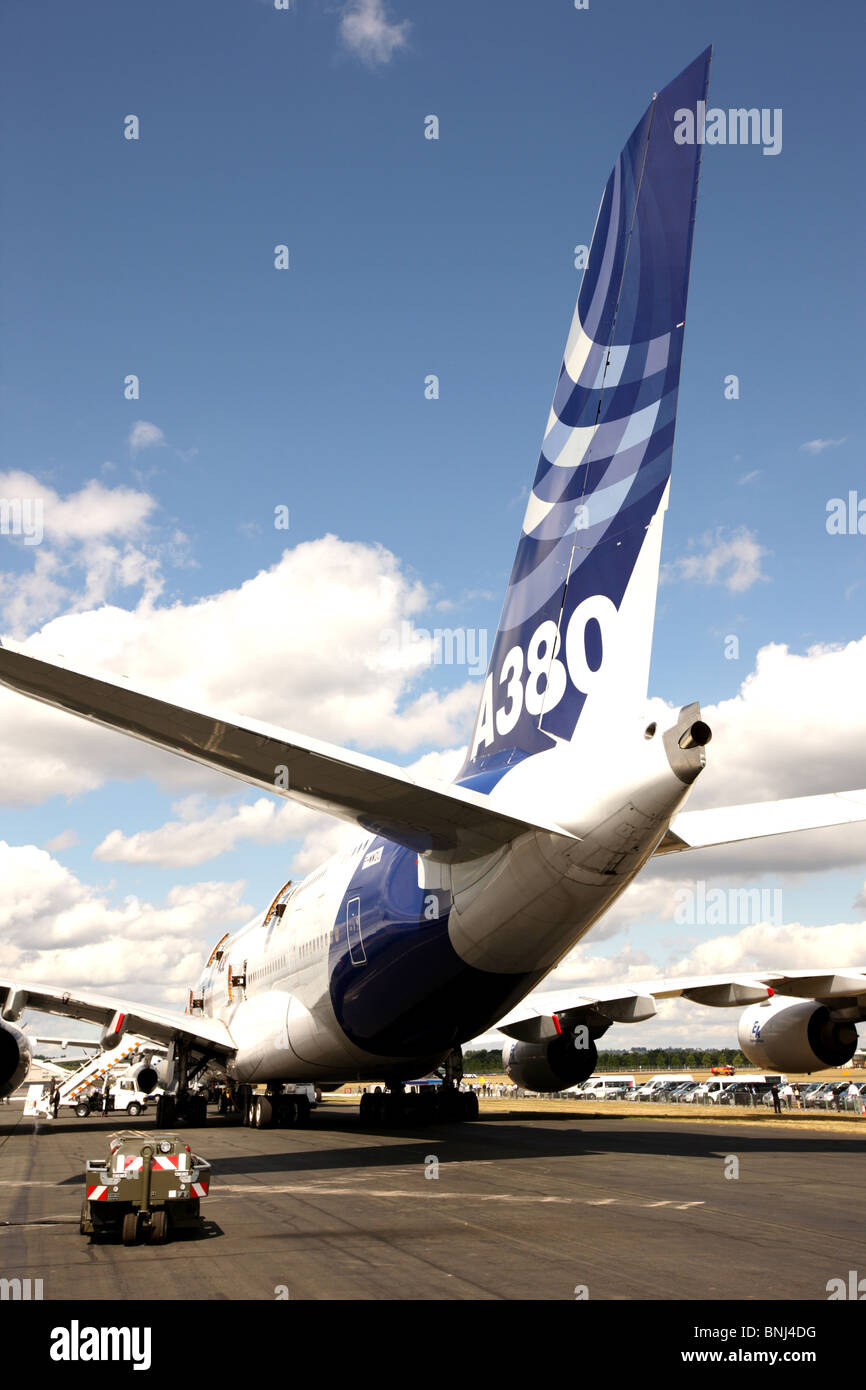 L'Airbus géant A380 est confronté à une retraite anticipée accélérée par le verrouillage mondial du Coronavirus et les interdictions de voyager internationales Banque D'Images