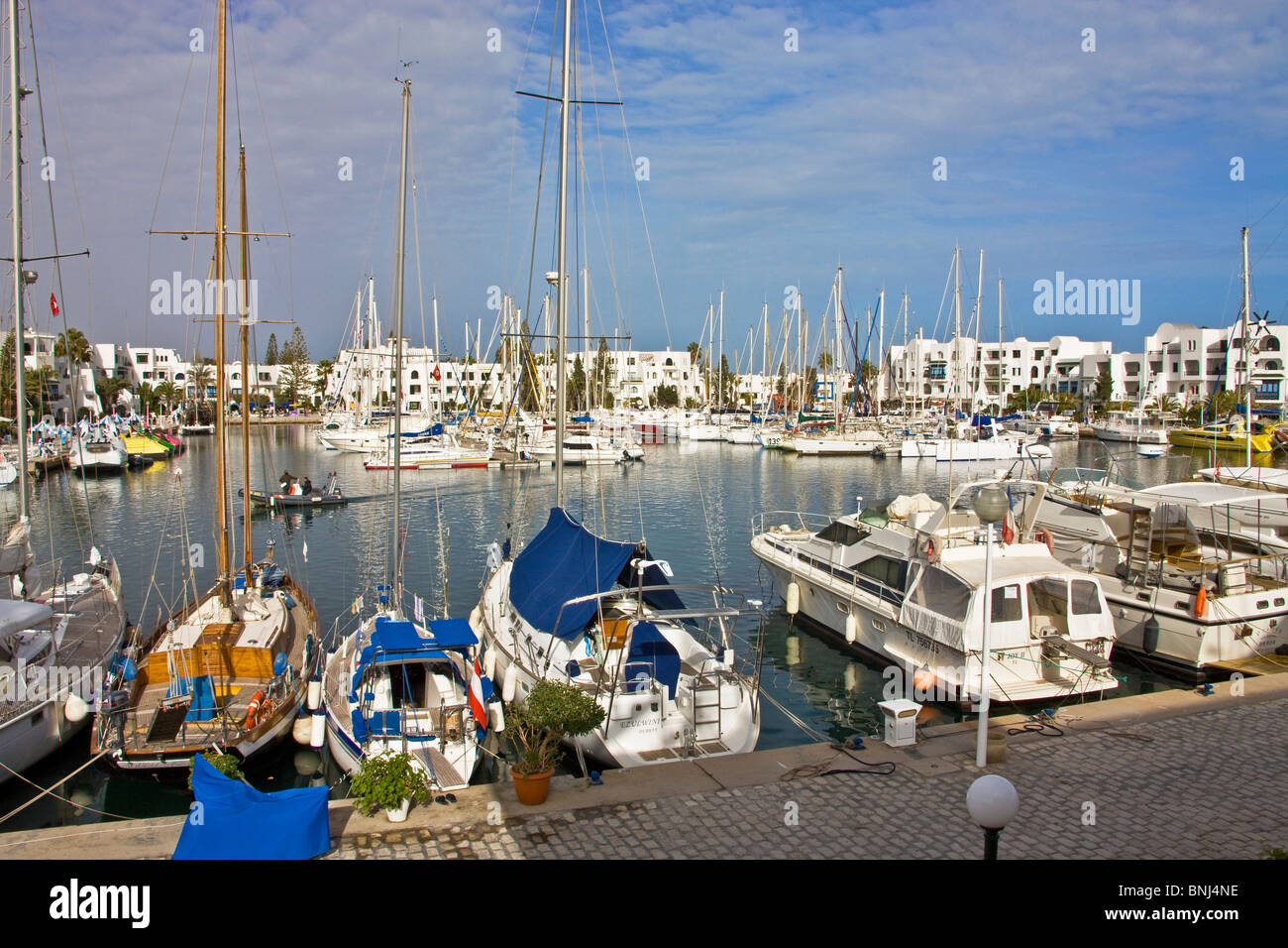 Afrique Tunisie Afrique du Nord arabe arabe ville Sousse Port El Kantaui ville tourisme harbour port bateaux Banque D'Images